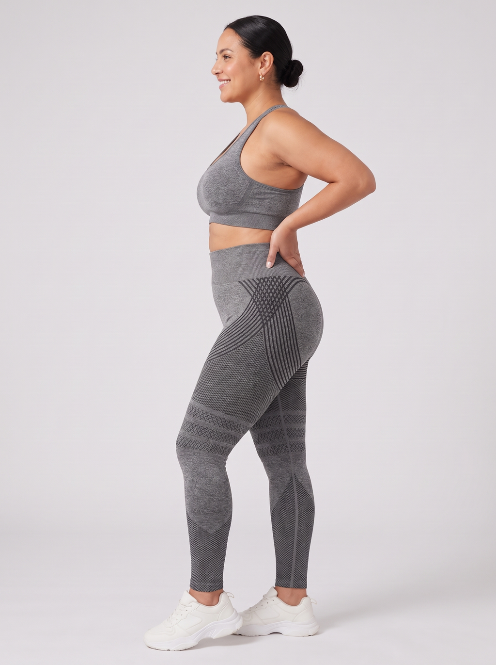 Bloom Leggings anti-cellulite leggings in Slate — size XL plus-size model, side view