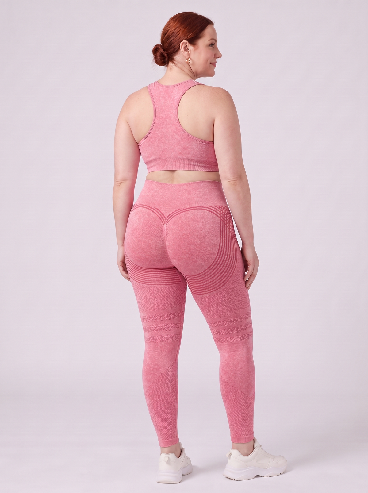 Bloom Leggings anti-cellulite leggings in Blush — size 2XL plus-size model, back view showing sculpting contour lines